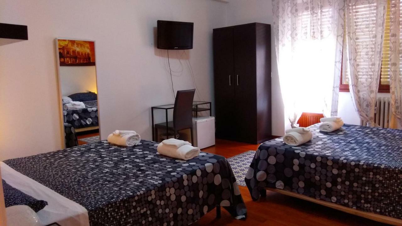 Cornelia Relais Bed & Breakfast Рим Екстериор снимка