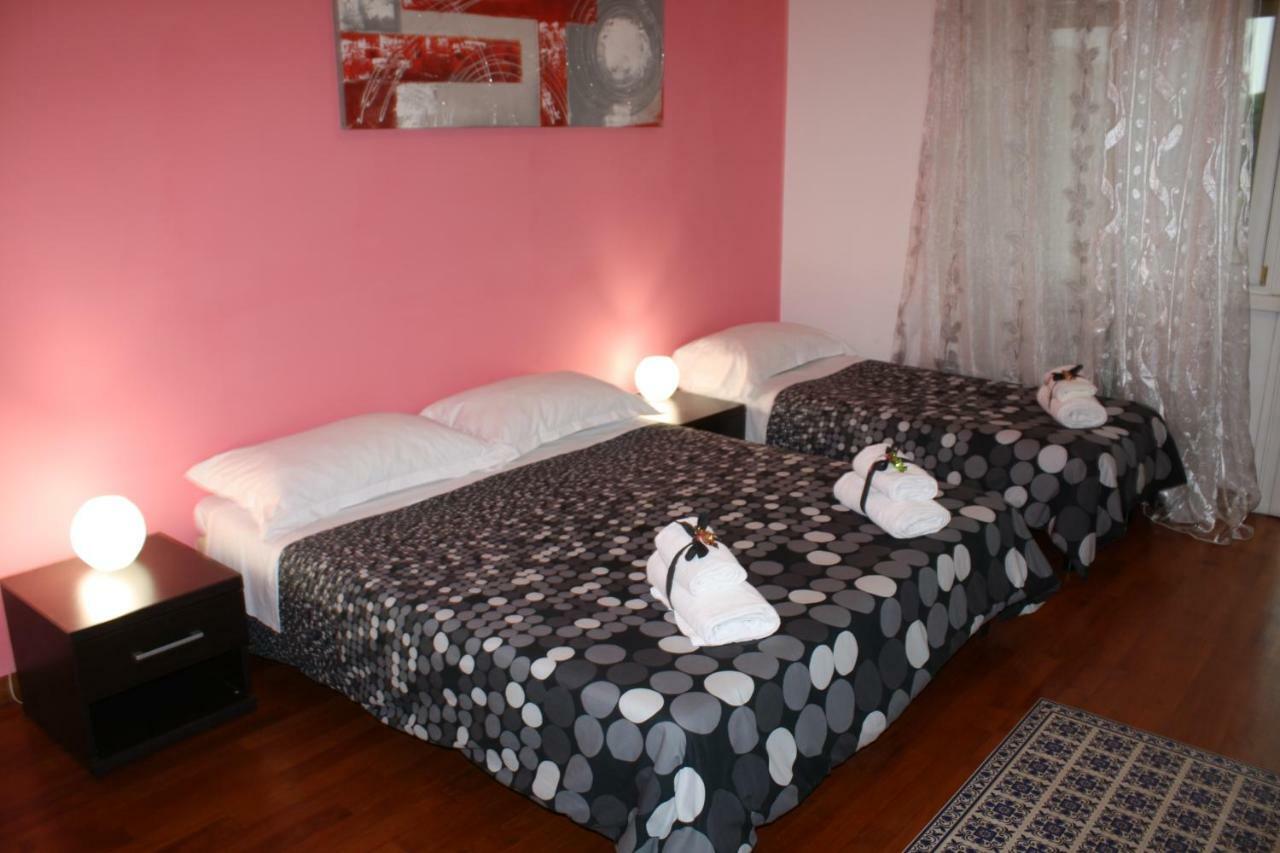 Cornelia Relais Bed & Breakfast Рим Екстериор снимка